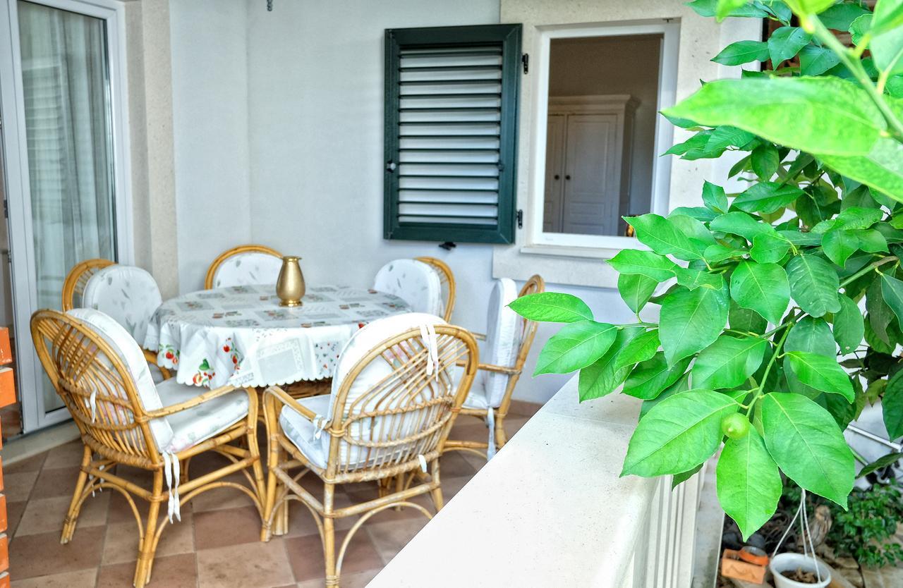 Villa Luciana Mimice Exterior foto